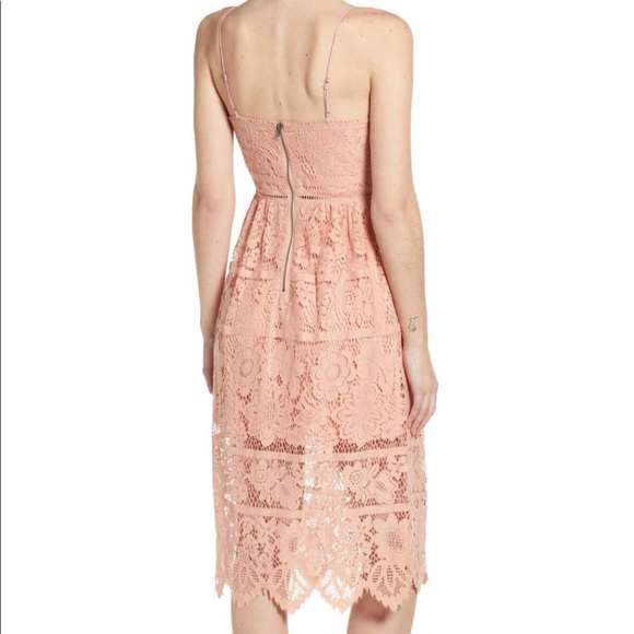 Love Fire Lace Midi Dress - Picture 2 of 4